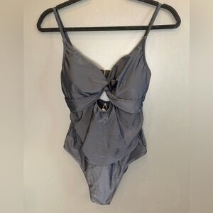 Cupshe Black One Piece Swimsuit NWT Medium Cutout Twist Front Adjustable Straps